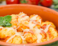 Nhoque de mandioca que derrete na boca: massa deliciosa não fica com gosto de farinha e é muito fácil