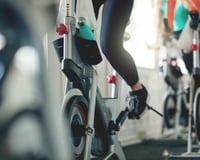 Cardio em casa? Bike de spinning está com 58% de desconto