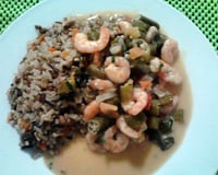 Camarão com quiabo ao leite de coco