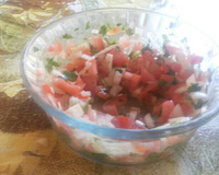 Chili mexicano com vinagrete de coentro