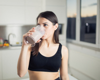 Pré e pós-treino: dicas de alimentação para quem malha