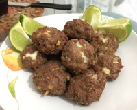 Bolinho de carne moída simples