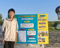 Com um tubo e garrafas de plástico, um estudante chinês de 14 anos cria a solução perfeita para "fabricar" água no deserto