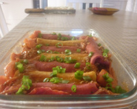 Panquecas coloridas ao molho