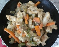 Peito de frango com legumes