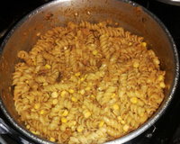 Macarrão com sardinha Edbru