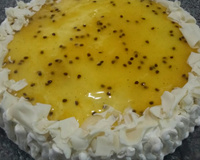 Bolo delicioso de mousse de maracujá