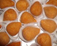 Massa básica de coxinha, enroladinho de salsicha e bolinha de queijo