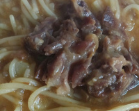 Rabada com macarrão