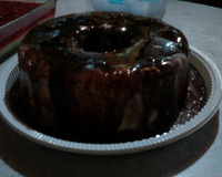 Pudim de sorvete com calda de chocolate