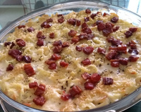 Macarrão ao molho branco com bacon e camarão