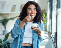 Novo estudo revela benefício escondido de comer iogurte pelo menos duas vezes na semana