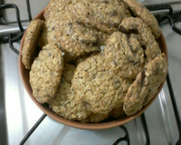 Biscoito de aveia com gotas de chocolate