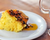 Bolo delicioso de mousse de maracujá