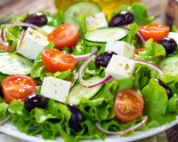 As 10 melhores receitas de salada que vão muito além da alface e viram prato principal