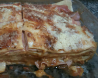 Lasanha de presunto e queijo