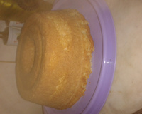 Bolo pão-de-ló com coco