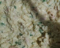 Arroz cremoso com linguiça, alho e ervas