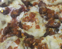 Carré ao molho e queijos