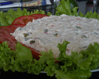 Salada de filé de pescada