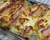 Filé de frango com bacon e queijo parmesão