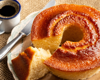 Primeiro você começa, depois faz a melhor receita de bolo fofinho da sua vida: aqui está o segredo para a massa perfeita