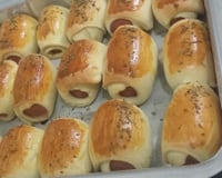 Enroladinho de salsicha assado fácil