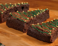 Brownie de árvore de Natal fácil de fazer é a sobremesa chocolatuda que você precisa na sua festa