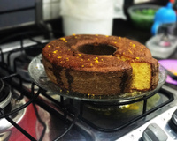 Bolo de laranja com casca batido no liquidificador