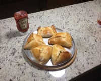 Esfiha de carne temperada