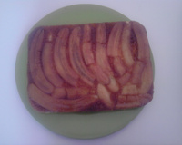 Bolo de banana caramelada