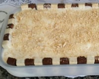 Pavê irresistível de Bis e sorvete