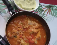 Molho de filé de peixe com camarão