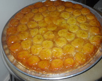 Torta de banana caramelizada