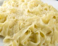 Para os namorados atrasados, corre que dá para fazer um jantar especial com só 3 ingredientes!