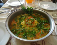 Tílapia ao leite de coco e azeite de dênde