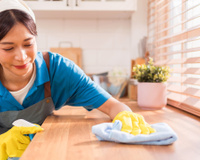 Nem aspirador, nem misturinha caseira: esse é o truque dos japoneses para manter a casa limpa por mais tempo