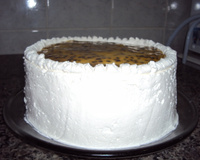 Bolo delicioso de mousse de maracujá