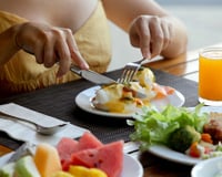 Esse alimento simples pode ajudar o fígado antes, durante e depois do Carnaval, segundo essa nutricionista