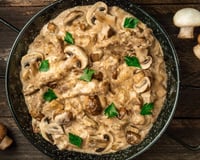 Estrogonofe de cogumelos (vegetariano)