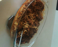 Macarrão com carne moída e queijo