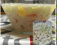 Cubos de gelatina com leite condensado