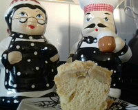 Cuca de banana e farofa (não precisa de batedeira e nem liquidificador)