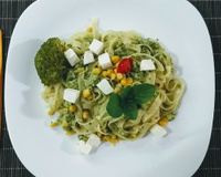 Penne ao molho pesto