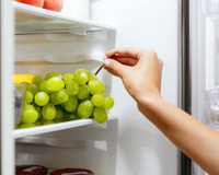 As uvas duram muito mais se você guardar desse jeito: na última vez que fiz elas duraram quase 1 mês