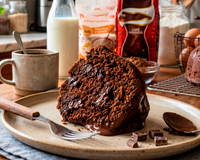 O bolo de café com chocolate que aprendi no TudoGostoso e é simplesmente divino: tem sabor intenso e é muito fácil de fazer