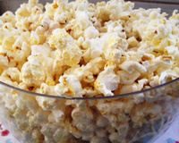 Pipoca de micro-ondas com milho comum