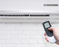 Ar-condicionado Elgin Inverter 18.000 BTUs cai 37% e une Wi-Fi com economia de energia