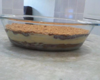 Pavê de chocolate e baunilha com paçoca