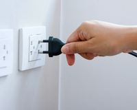 Adeus tomadas embutidas: nova tendência para tomadas elétricas não quebra parede e você instala em minutos